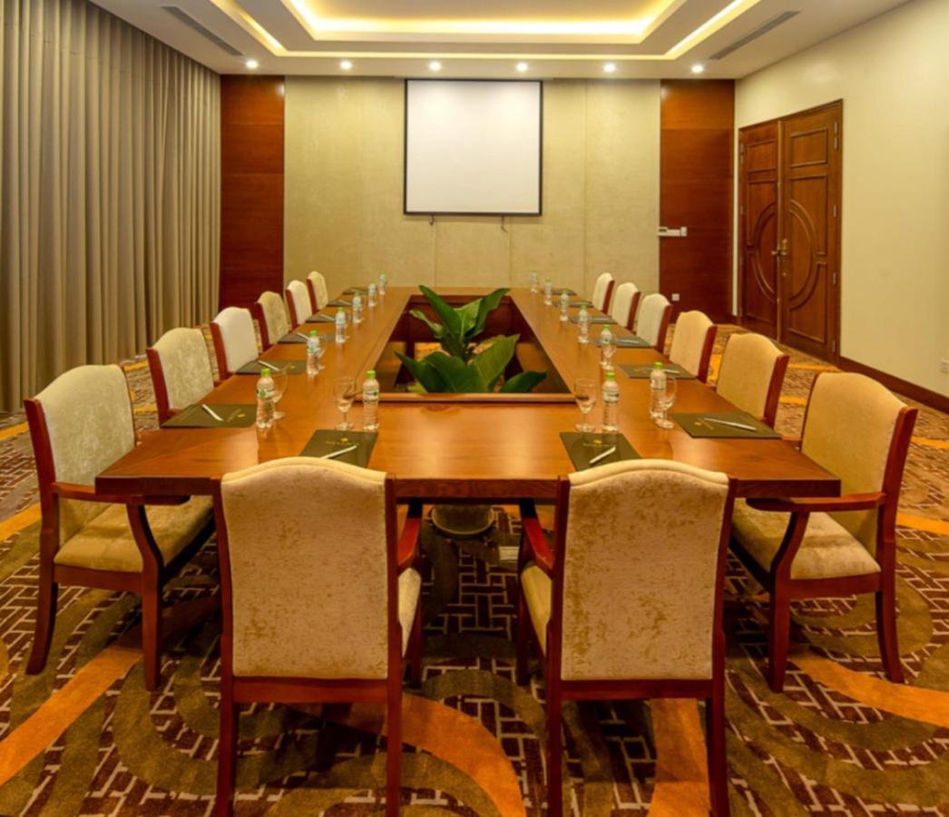 Xavia Hotel Quy Nhon Exterior foto